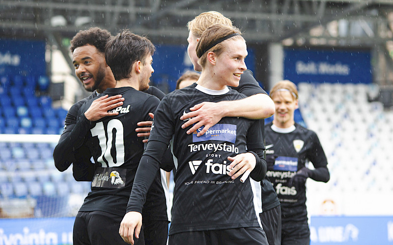 Räväkkä startti! – KäPa kaatoi kauden avausottelussa Klubi 04:n